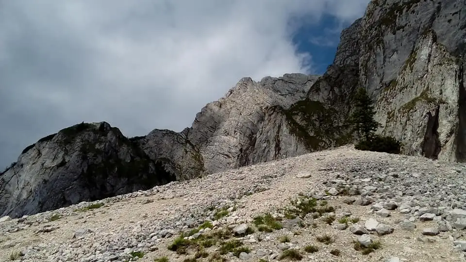  Creasta Sudica a Pietrei Craiului