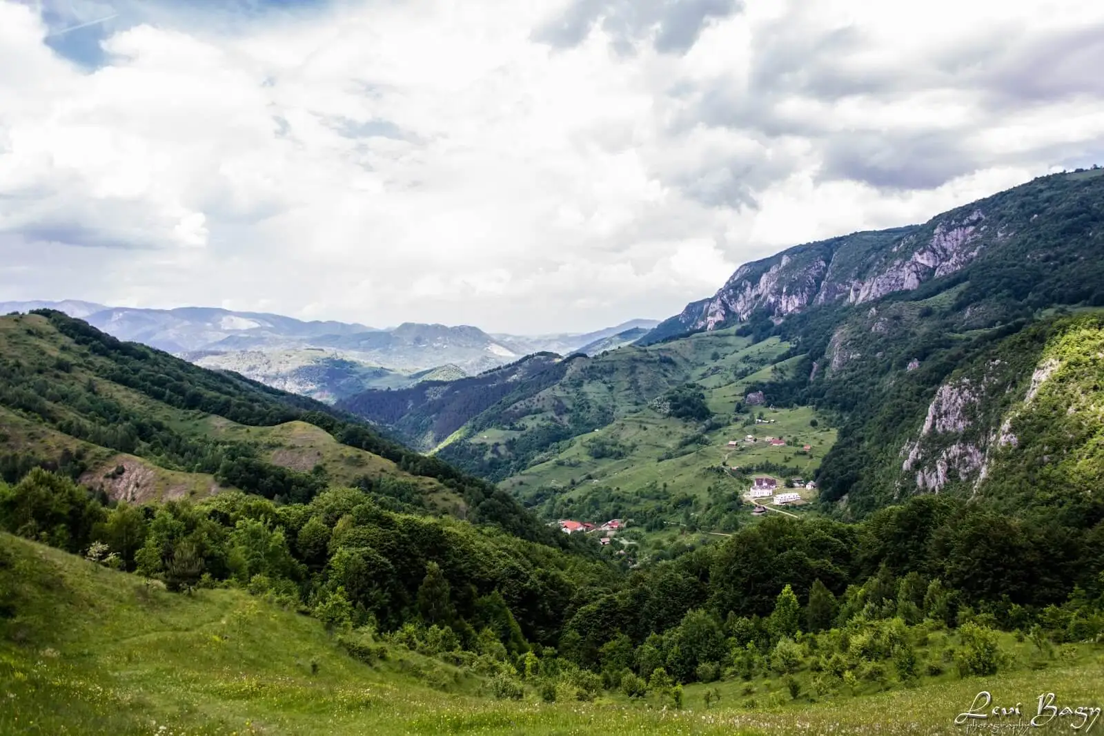  Poteca spre Huda lui Papară - Levi Bagy Photography