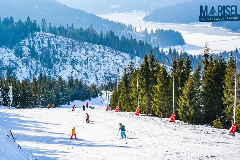  Vedere Baraj de la partia Marisel