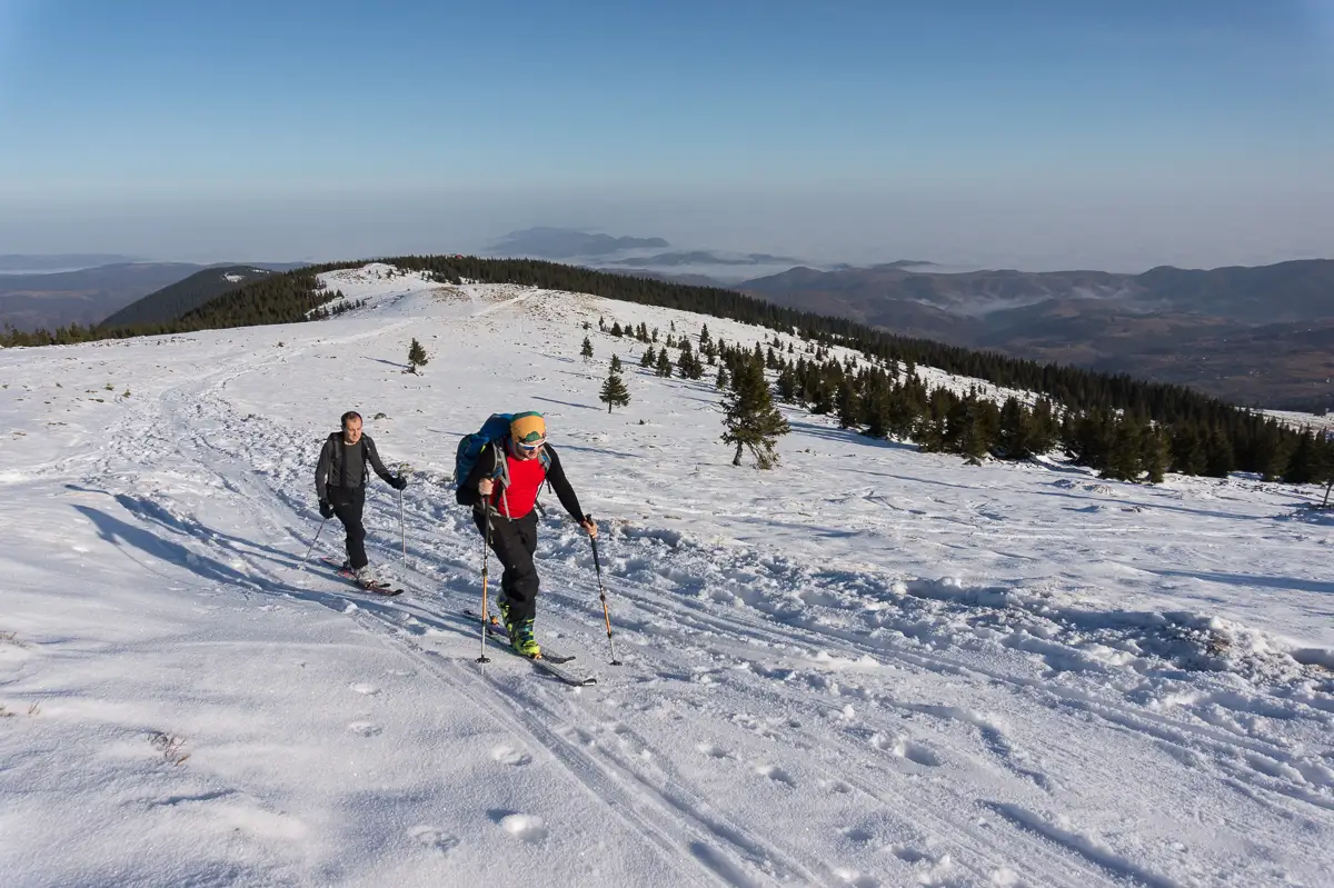  spre-varful-Vladeasa -  Banda Rosie