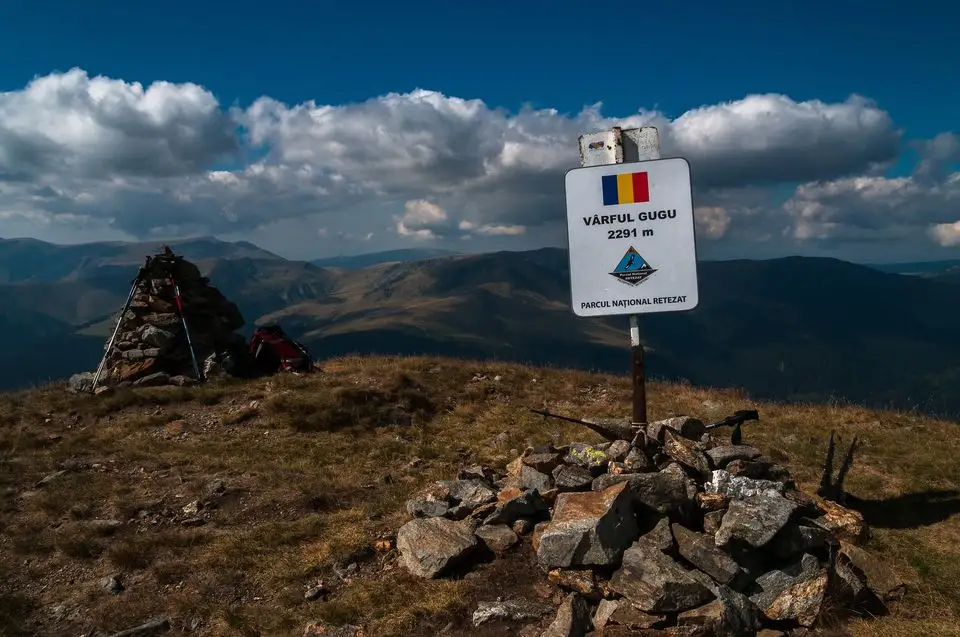  Pe Varful Gugu, muntii Godeanu - Daniel Morar
