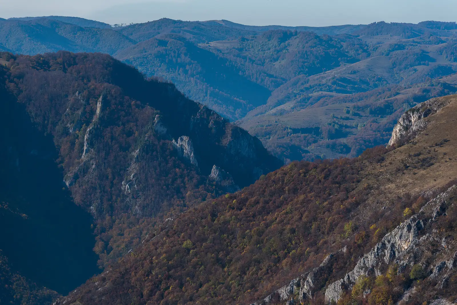  Cheile Întregaldelor văzute de pe Piatra Cetii