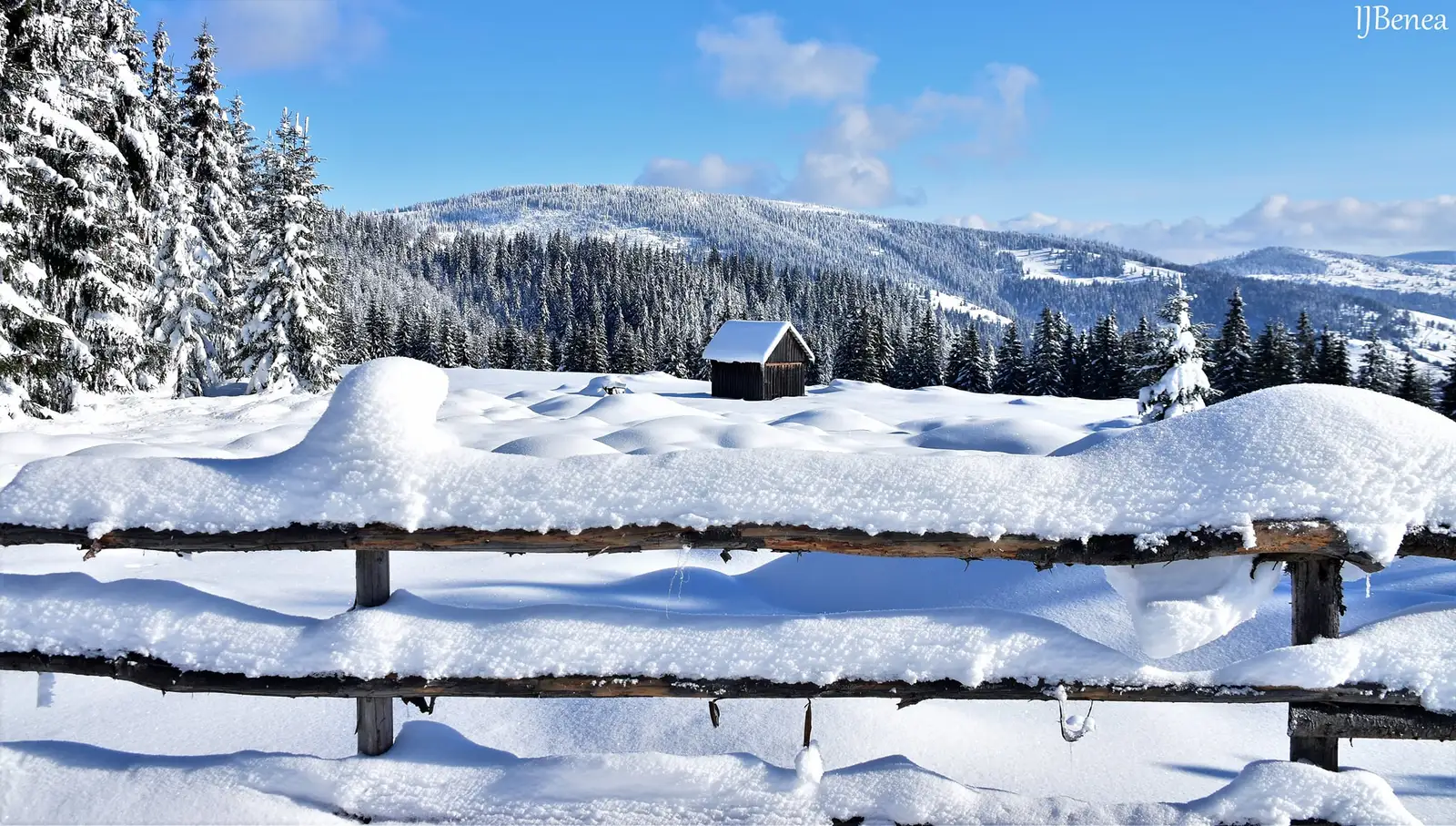  Privelisti ca-n povesti dincolo de vale - Ioan Benea Jurca