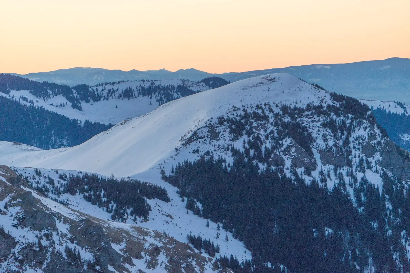 Masivul Ceahlău, dincolo de vârful Mihăiasa - Alina Cîrja