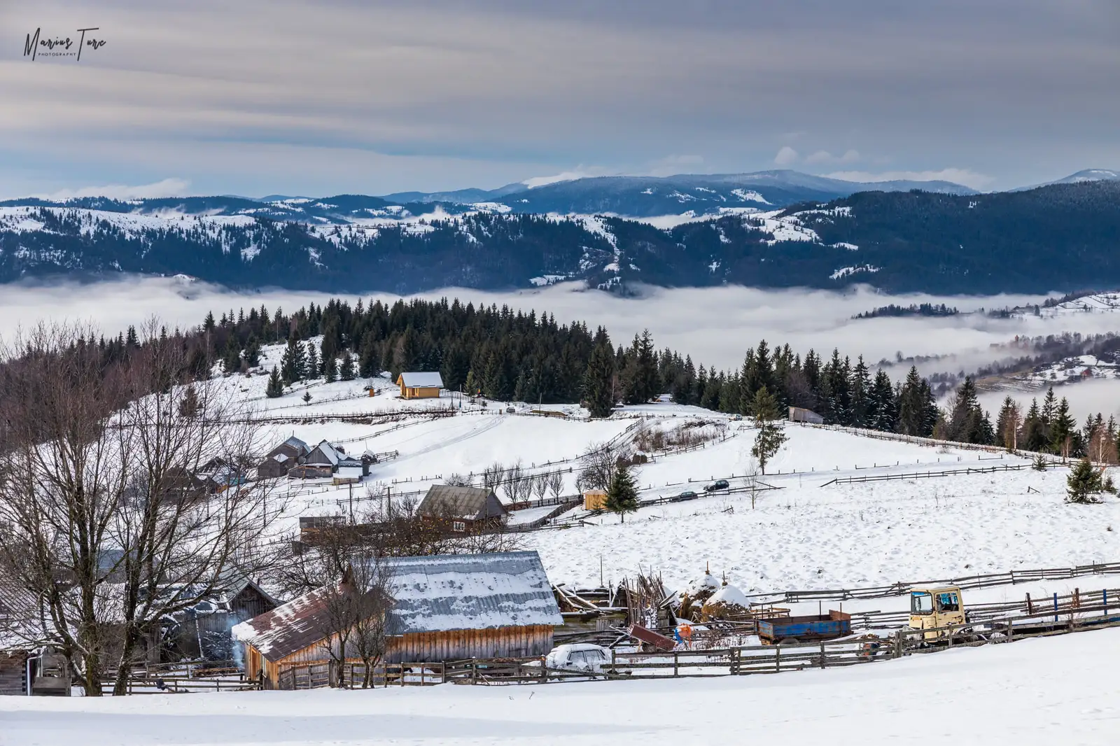  Vedere spre Muntele Găina - Marius Turc