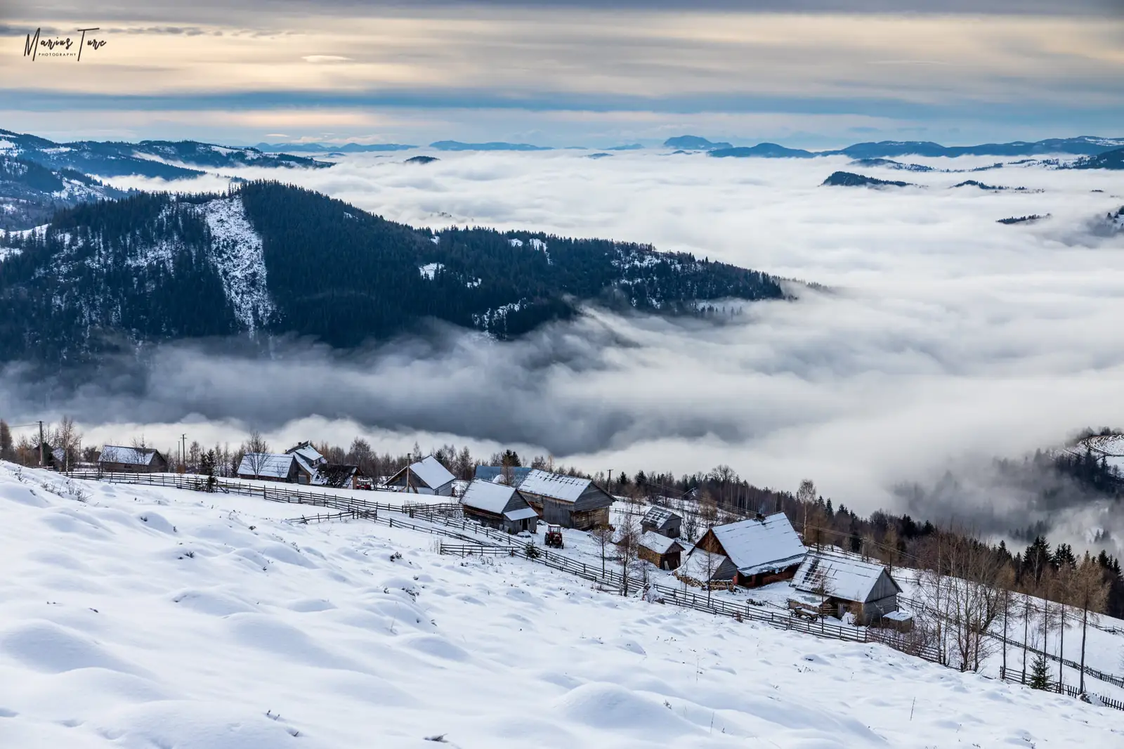  Apusenii deasupra norilor - Marius Turc