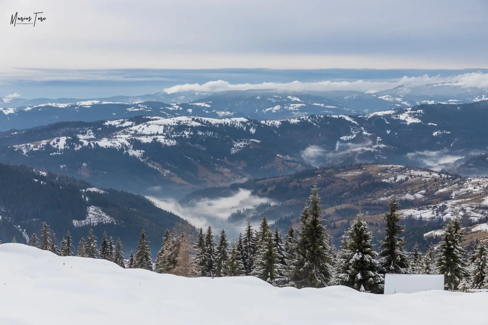  Apusenii in straie de iarna - Marius Turc