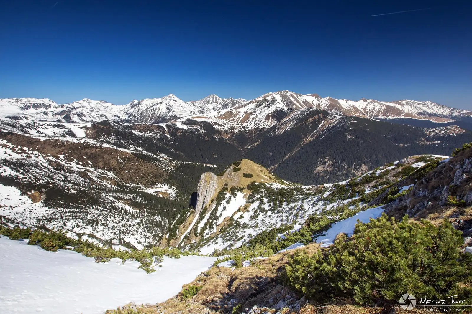  Vedere de pe varful Piule - Marius Turc
