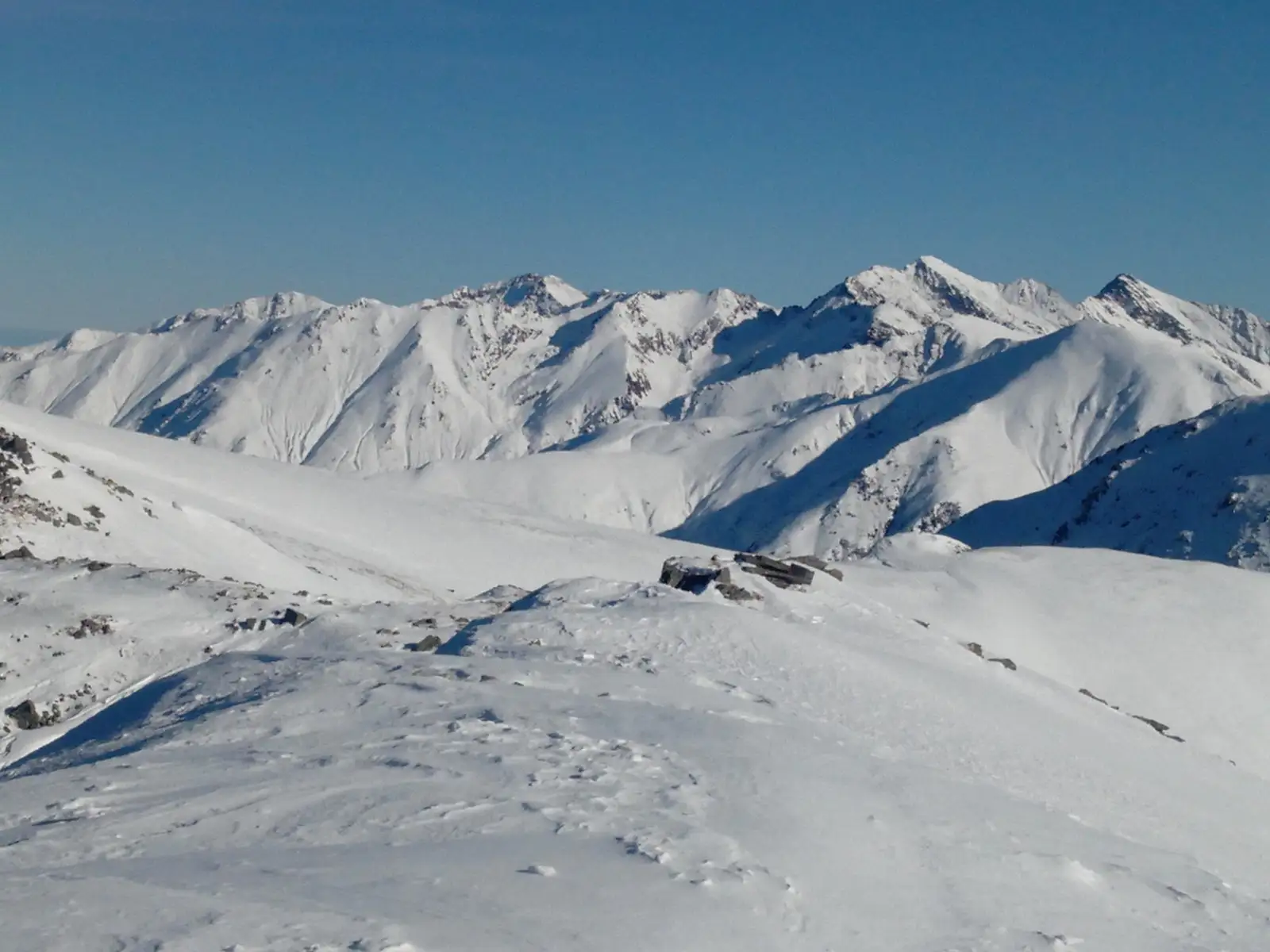  Vedere spre vârfurile Scara- Șerbota-Negoiu - Adrian Bobby Hampu