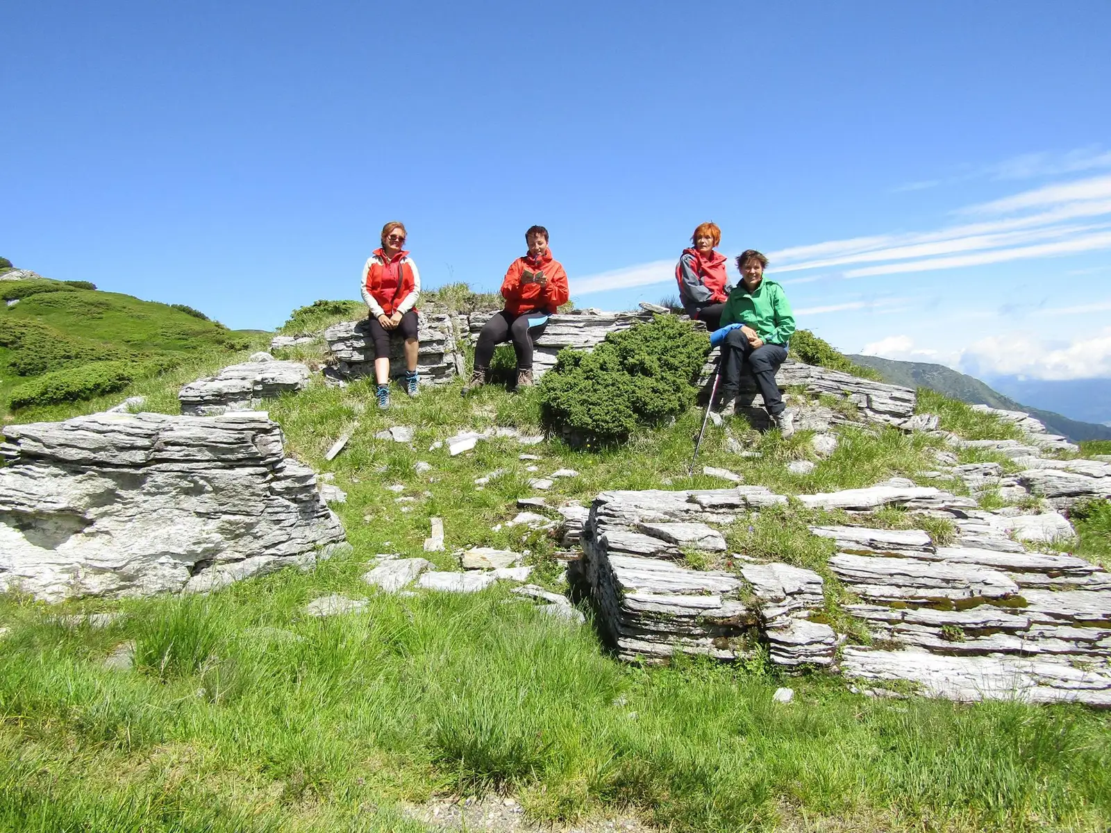  La Cărţi - Gavrila Albert