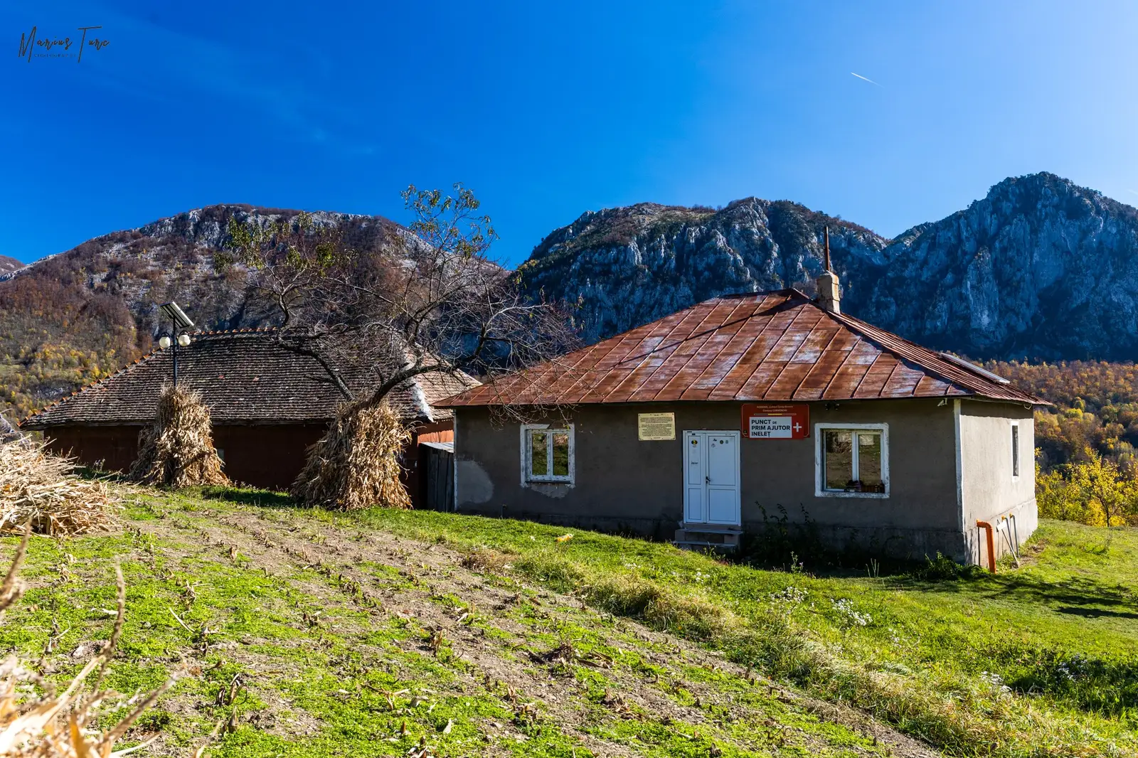 Fosta şcoală cu clase primare de la Ineleţ,- Marius Turc