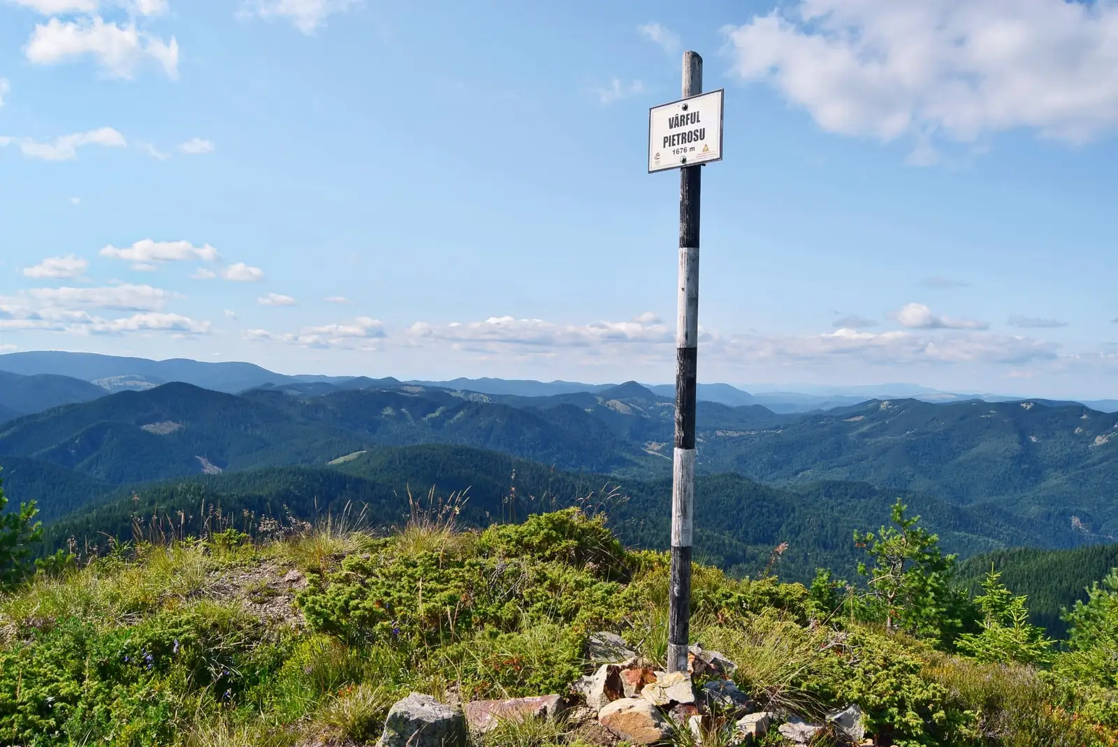  Pe Vârful Pietrosu Vrancei - Andrei Raftopol