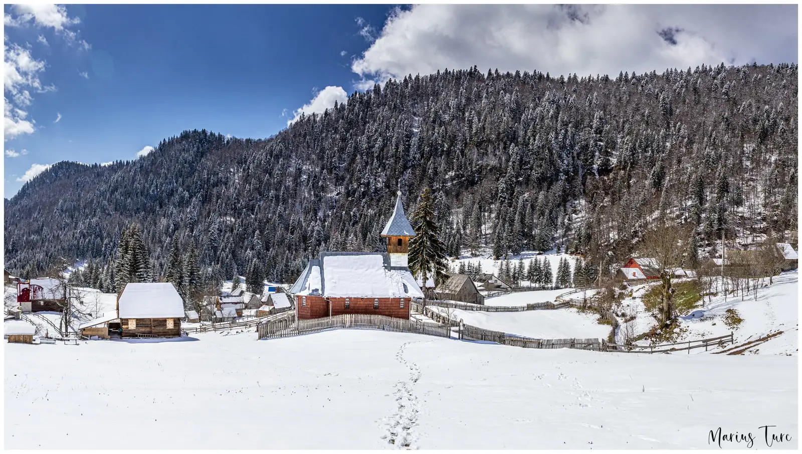 Catunul Casa de Piatra - Marius Turc
