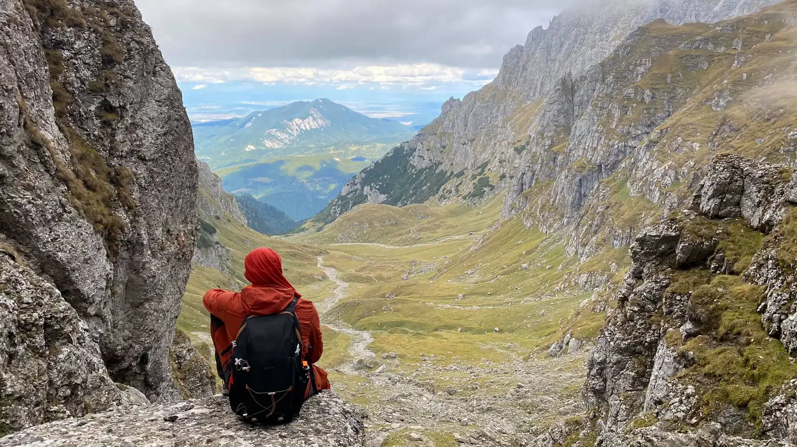 Cover Malaiesti - Marius Popa