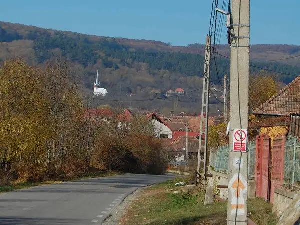 Cartierul Mănăștur - Izvorul Dr. Bilașcu - Tureni - Ciurila - Coasta Dumbrăvilor - lângă Cetatea Fetei - Centrul Comercial „Vivo”