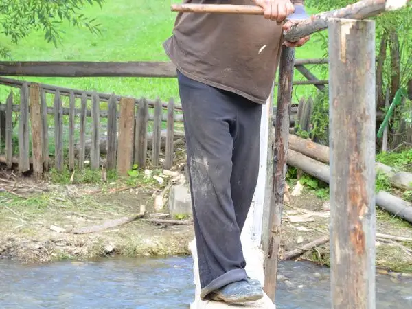 Vatra Moldoviţei - sub Vârful Upălnici - Putna