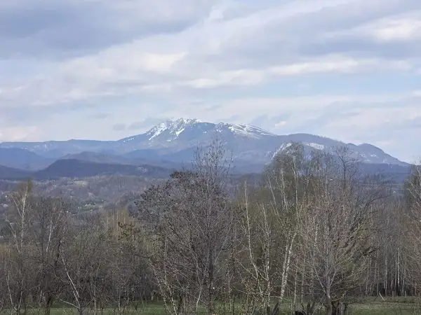 Casuta la Craioveni - Izvorul Rece