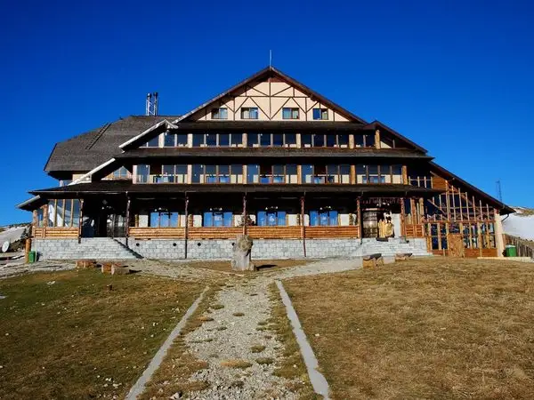 Băile Herculane (DN67D) în dreptul Hidrocentralei - Poiana Șaua Padina - Creasta Munţilor Mehedinţi