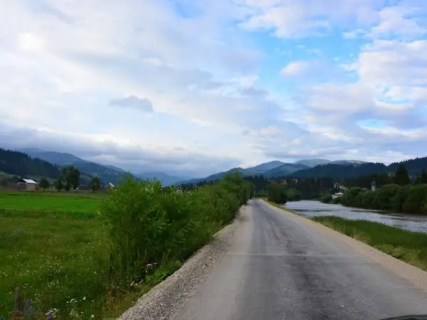 Valea Bistriţei: Vatra Dornei - Cheile Zugreni