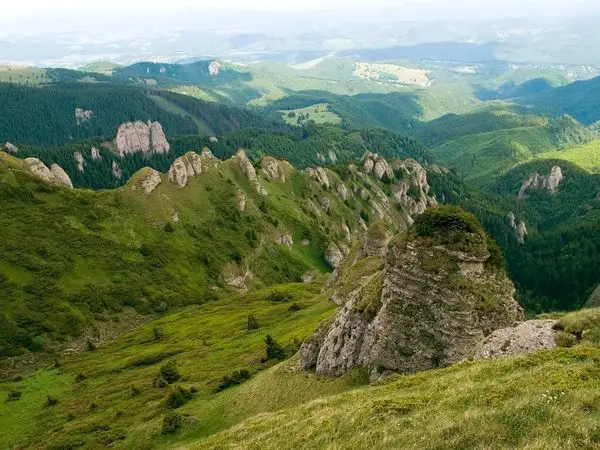Băile Herculane (DN67D) în dreptul Hidrocentralei - Poiana Șaua Padina - Creasta Munţilor Mehedinţi