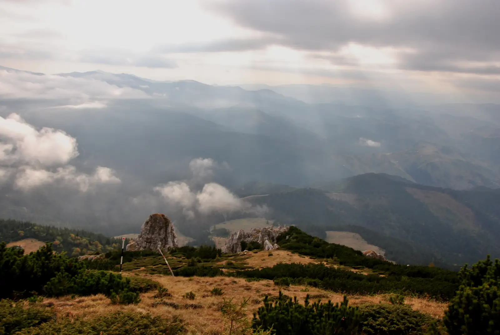 Moieciu de Sus - Şaua Batrâna - Hotel Peştera