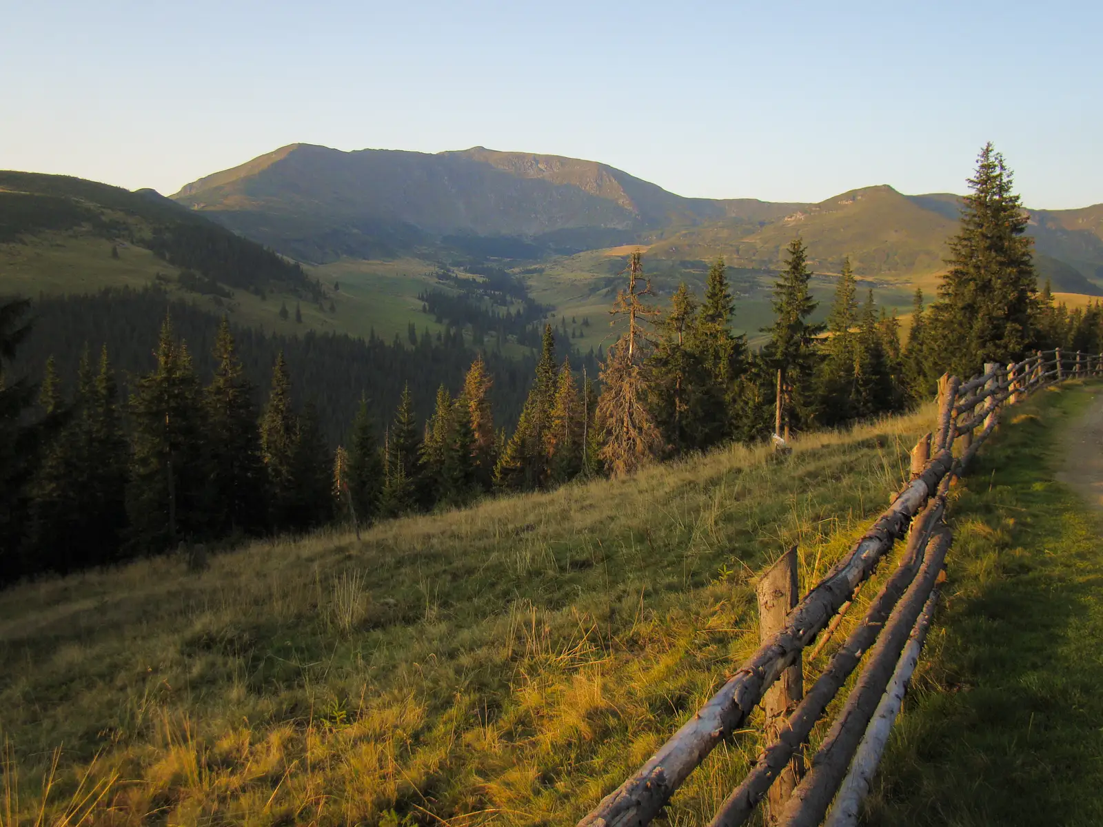 Complexul Turistic Borşa - Cascada Cailor - Pasul Prislop
