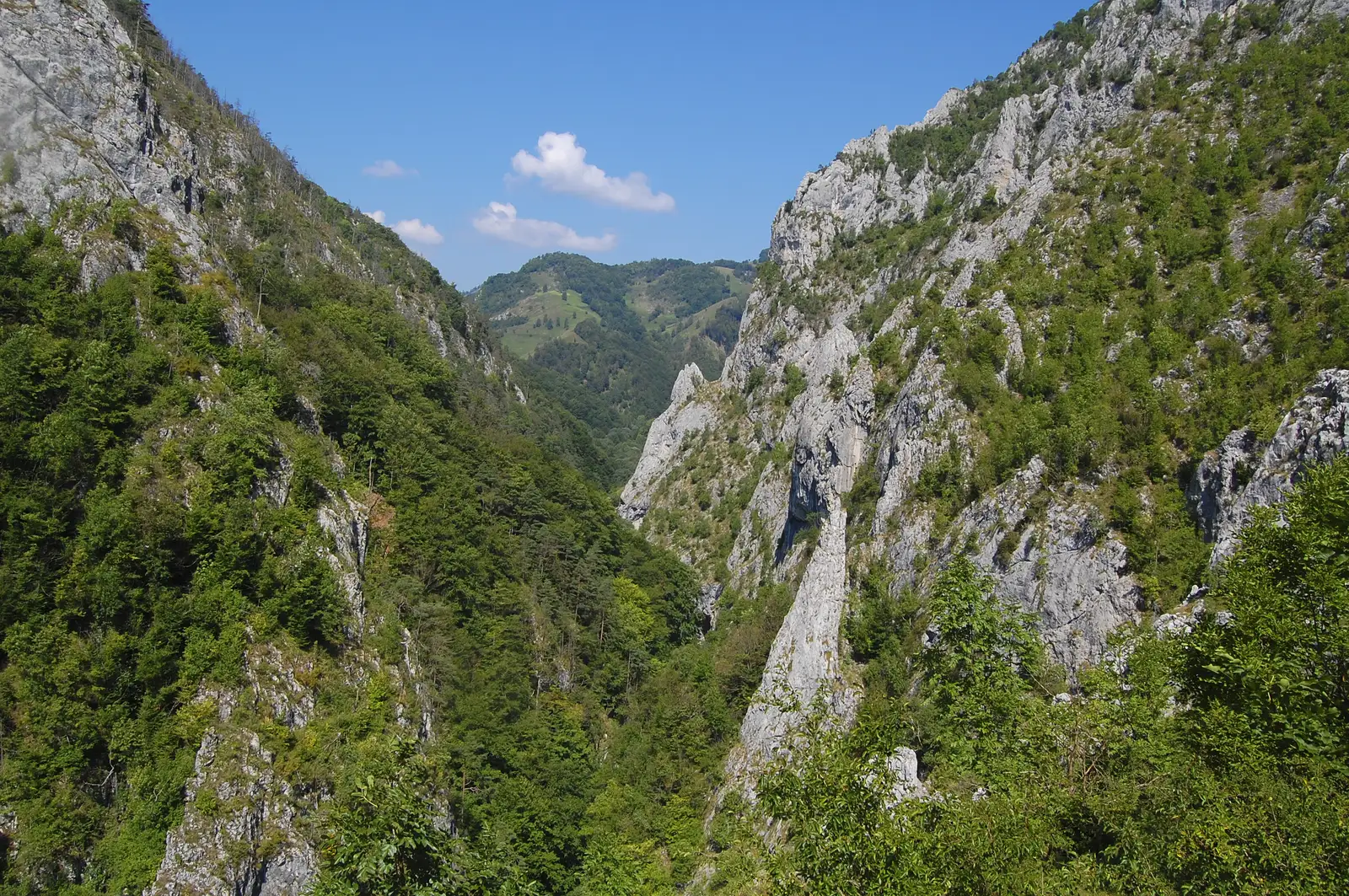 Cabana Râmeţ - Cheia - Întregalde
