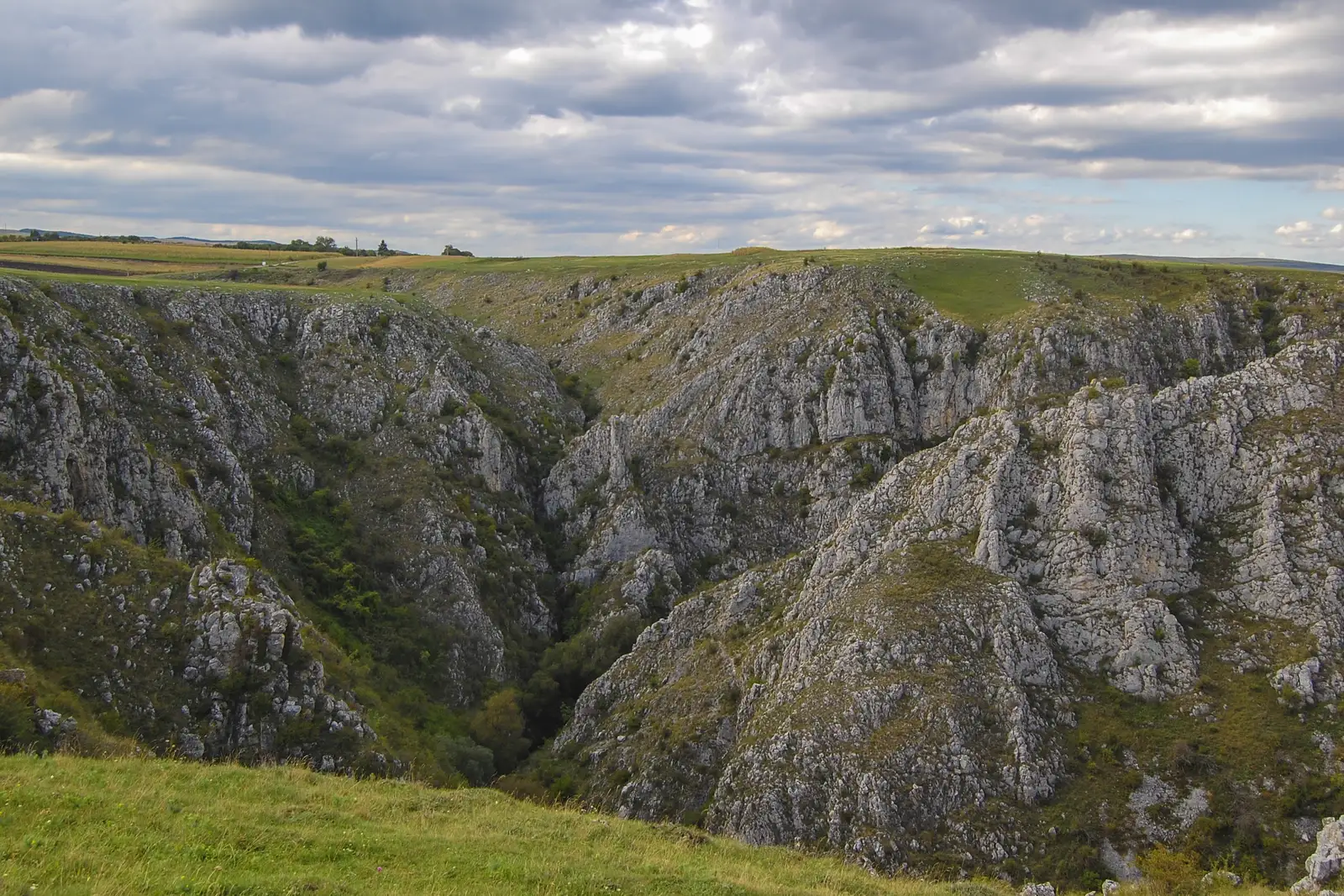 Tureni - Izvorul Romanilor - Cabana Cheile Turzii