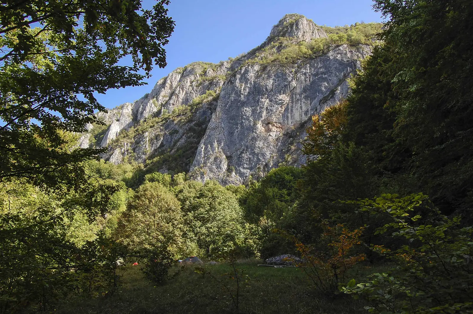 Sălciua de Jos - Peștera Poarta Zmeilor - Izvoarele