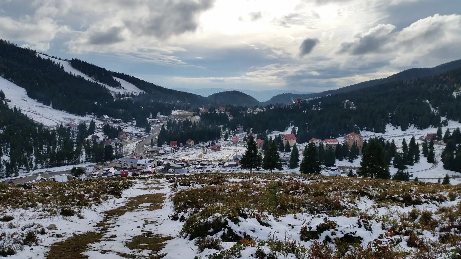 Şaua Vârtop - Şaua Vărăşoaia