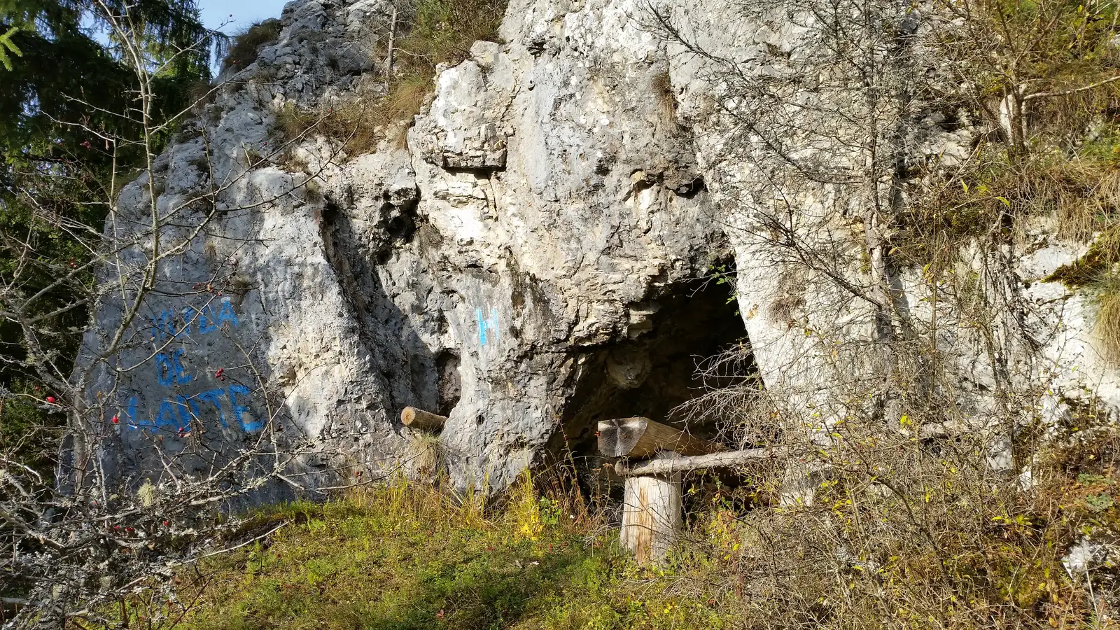 sat Faţa (DC120) - Peştera Huda de Lapte