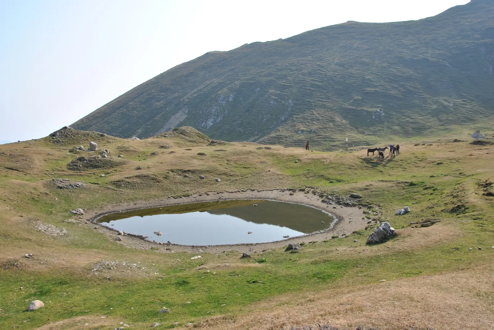 Cabana Mălăieşti - Lacul Ţigăneşti - Şaua Ţigăneşti