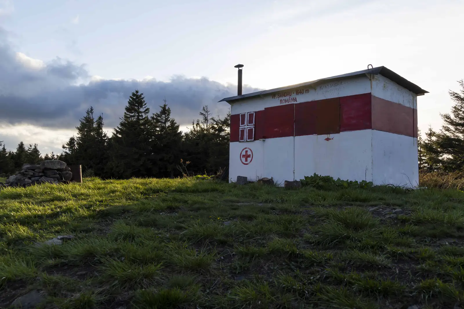 Lemnia de Sus - Vf. Mihalţ - Vf. Șandru Mare