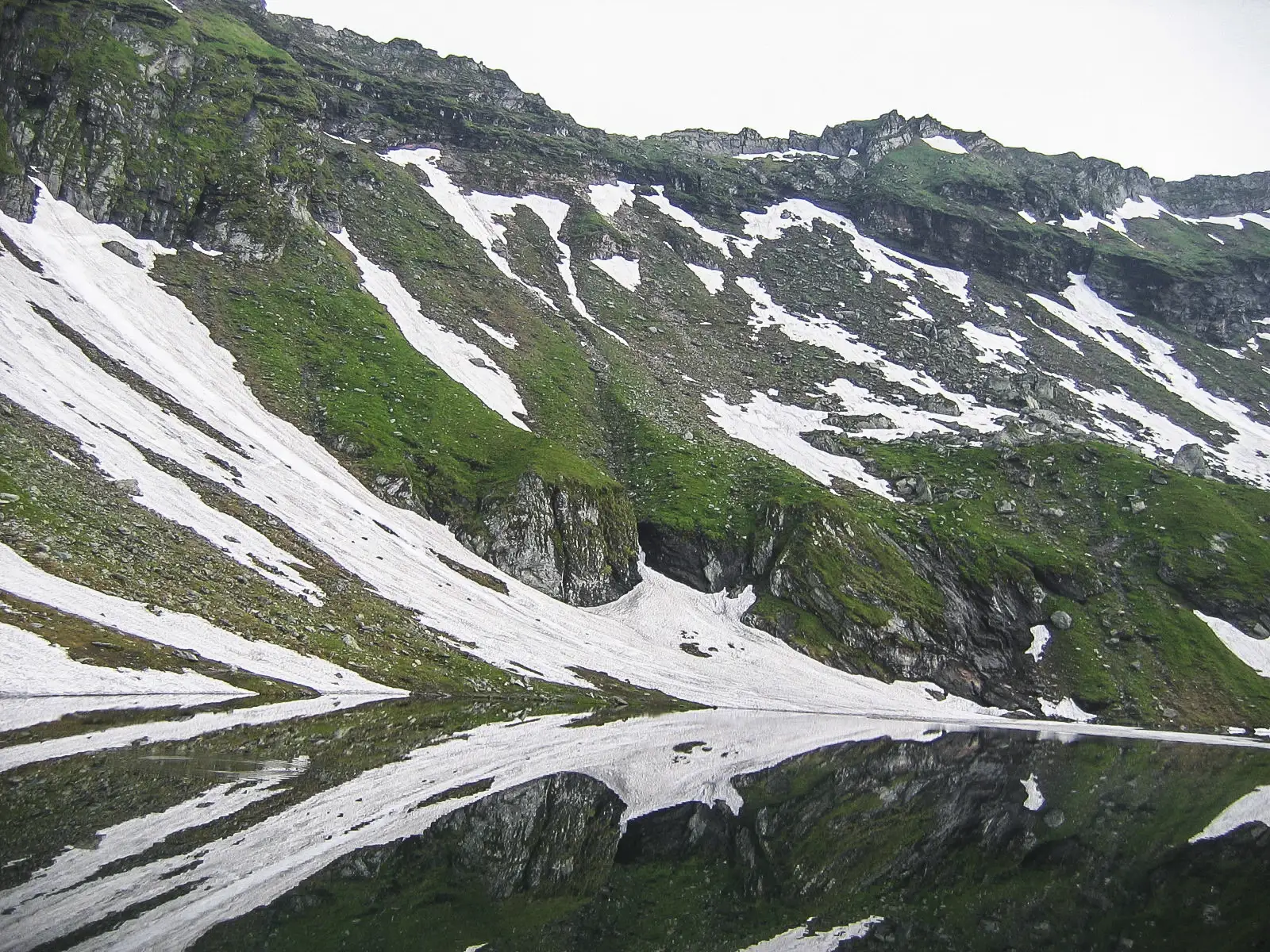 L. Bâlea - Curmătura Bâlei -  creasta principală