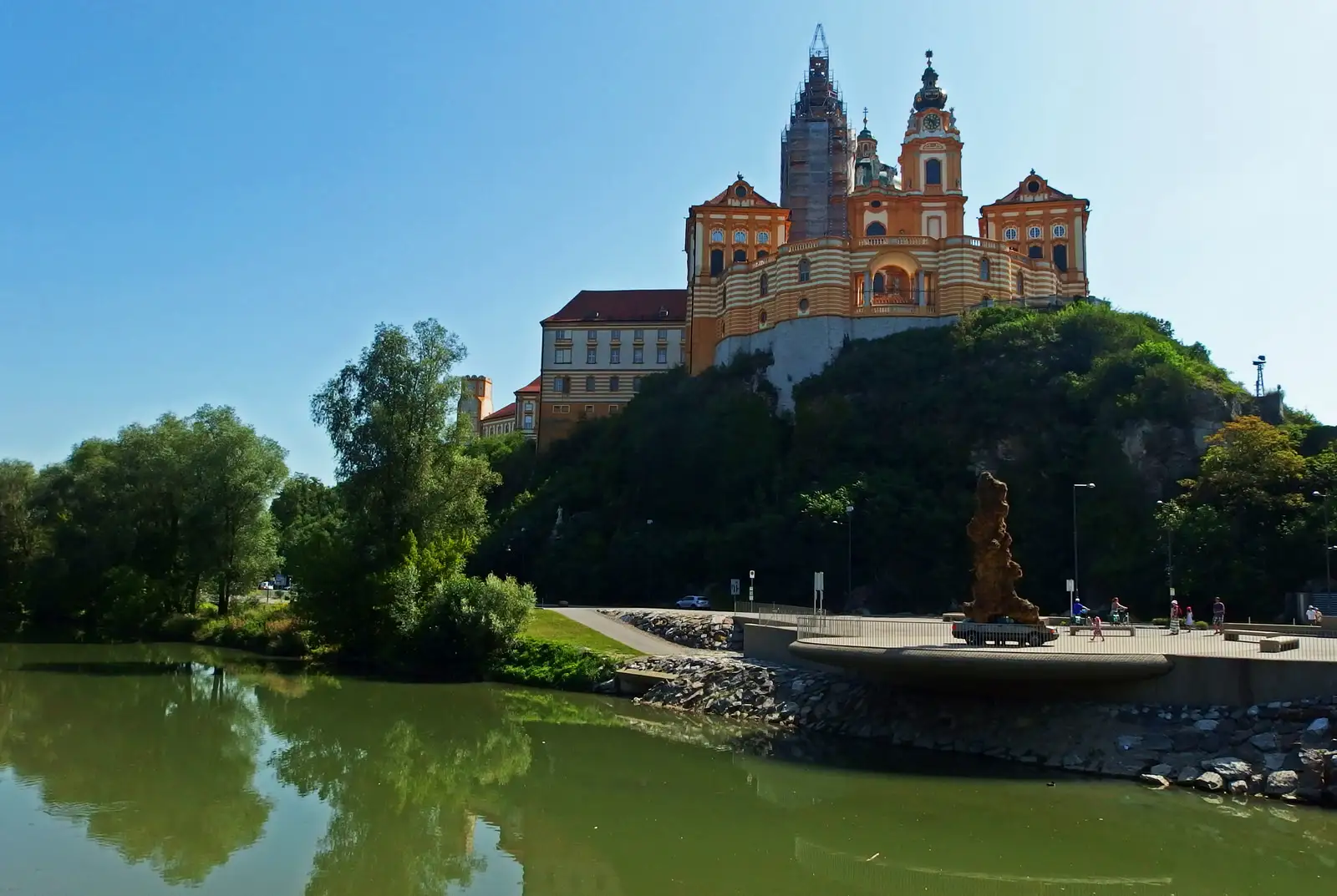 Danube powerplant round