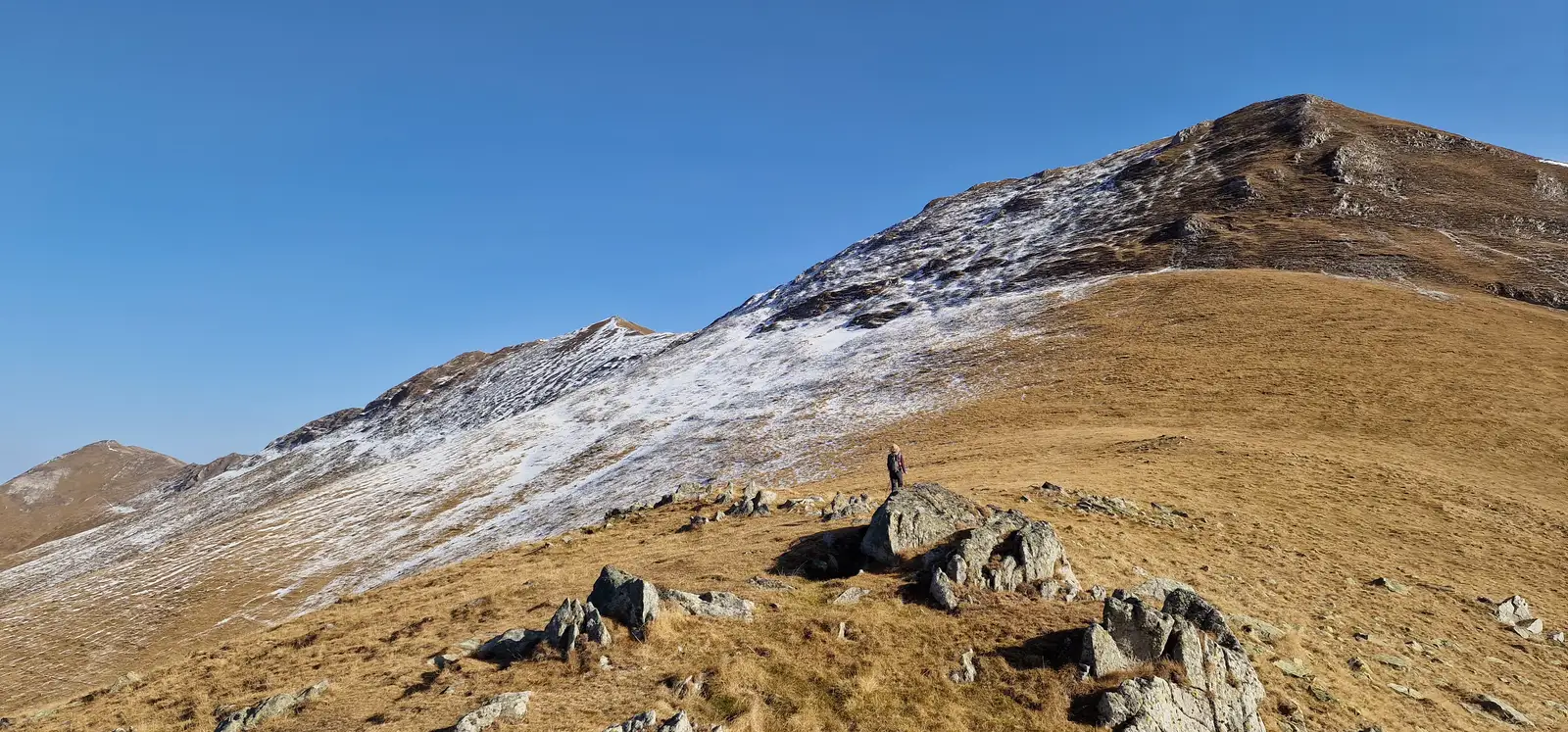 Munții Vâlcan: Câmpușel - Creasta Oslea