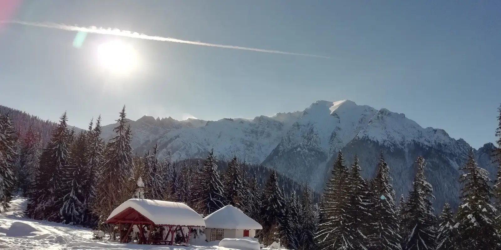 Gura Diham - Cabana Diham - Pichetul Rosu - Poiana Izvoarelor - Gura Diham