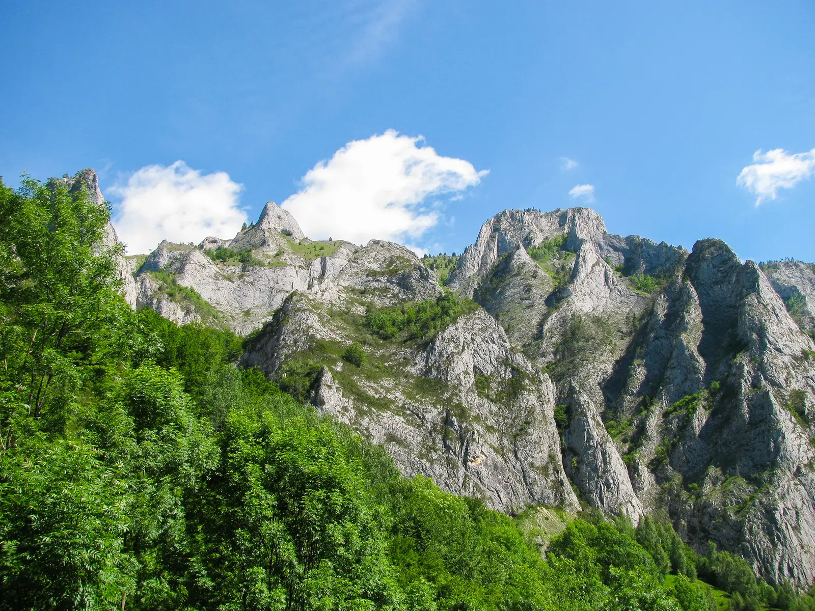 Schitul Poșaga - La Măteoaie - Șaua La Răscruce