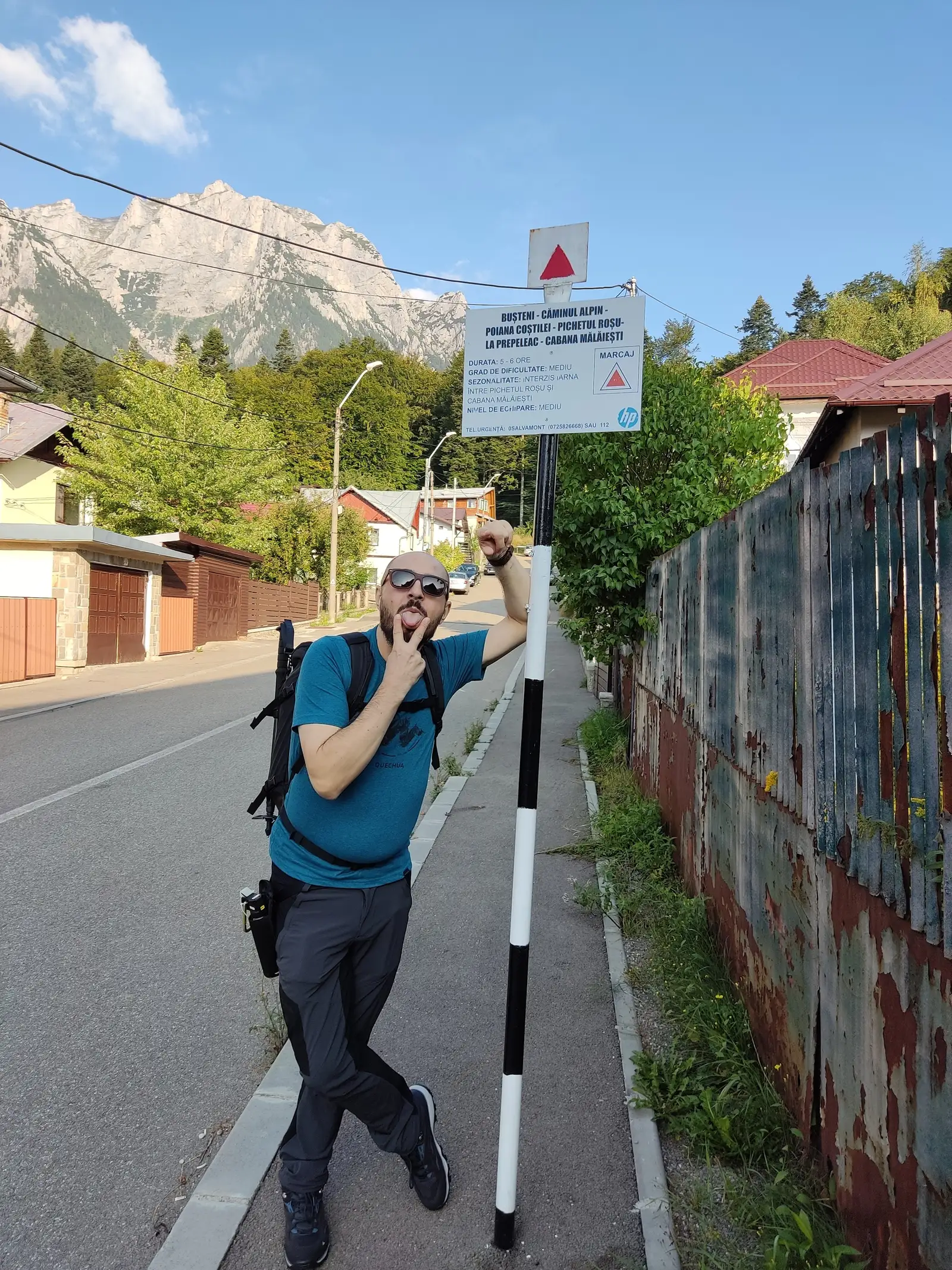 Gara Bușteni - Căminul Alpin - Măsurătoarea Urșilor - Poiana Coștilei - Cabana Diham - Șaua Grecului - Vf. Grecului - Valea Grecului - Gara Azuga