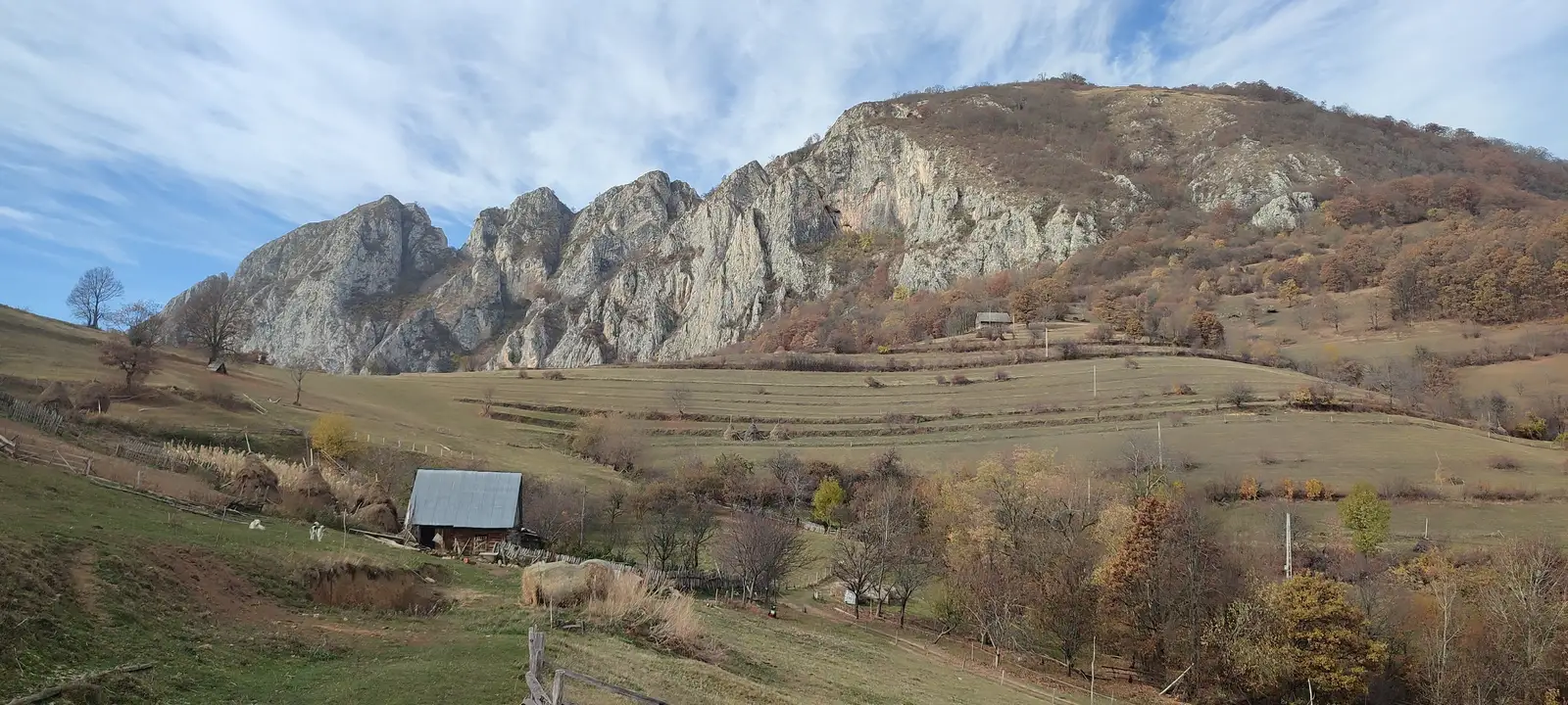 Piatra Cetii de la Manastirea Ramet