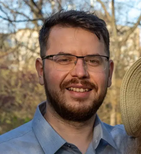 










                                                         Emanoil-Leonard Soare