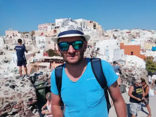 










                                                         adrian razvan cetanas